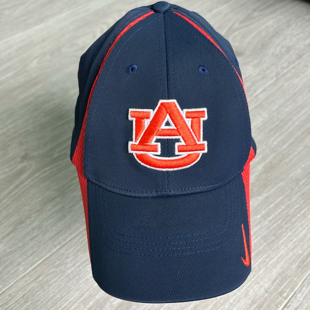Nike Auburn University Tigers M/L FlexFit Embroidered Hat